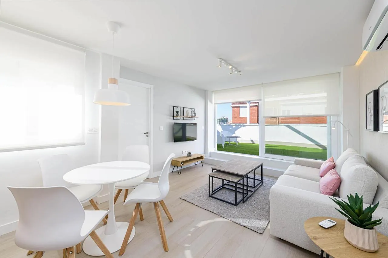 Apartment Wintowinrentals Exclusivo Atico Cerca De La Playa. Malaga