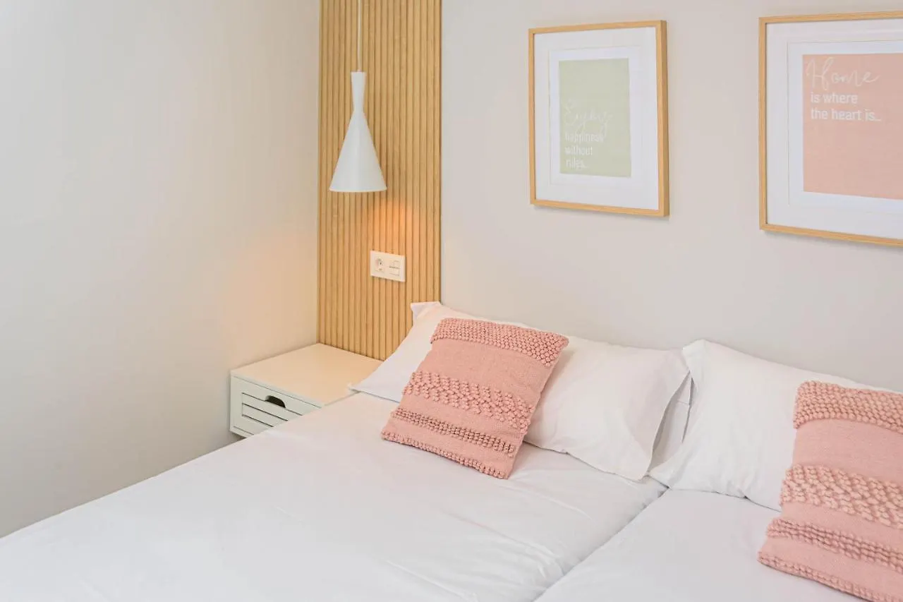 Wintowinrentals Exclusivo Atico Cerca De La Playa. マラガ